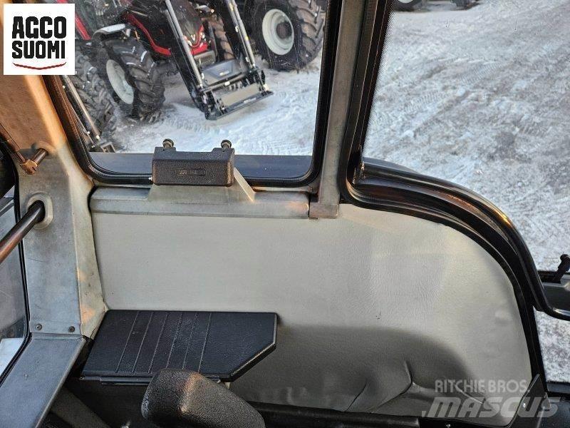 Valmet 8100 Traktoriai