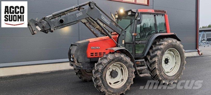 Valtra 6650 HITECH Traktoriai