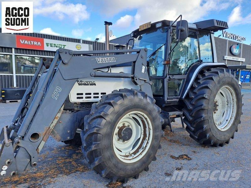 Valtra 8400 Traktoriai