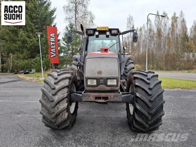 Valtra 8550 HT Traktoriai