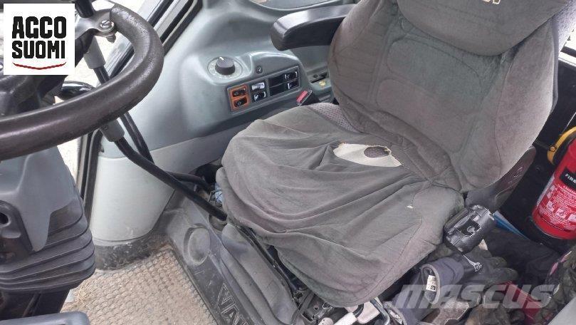 Valtra A93 Traktoriai