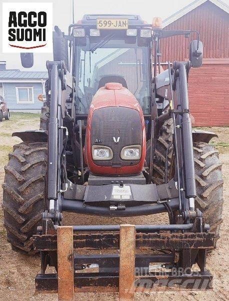 Valtra A93 H Traktoriai