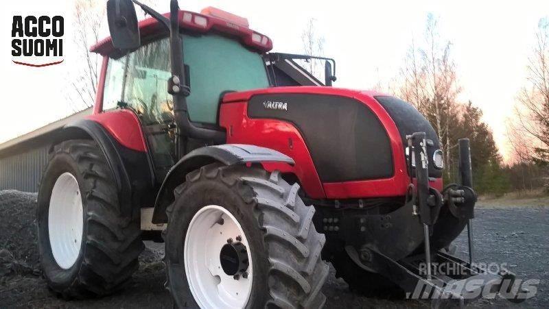 Valtra M130 Traktoriai