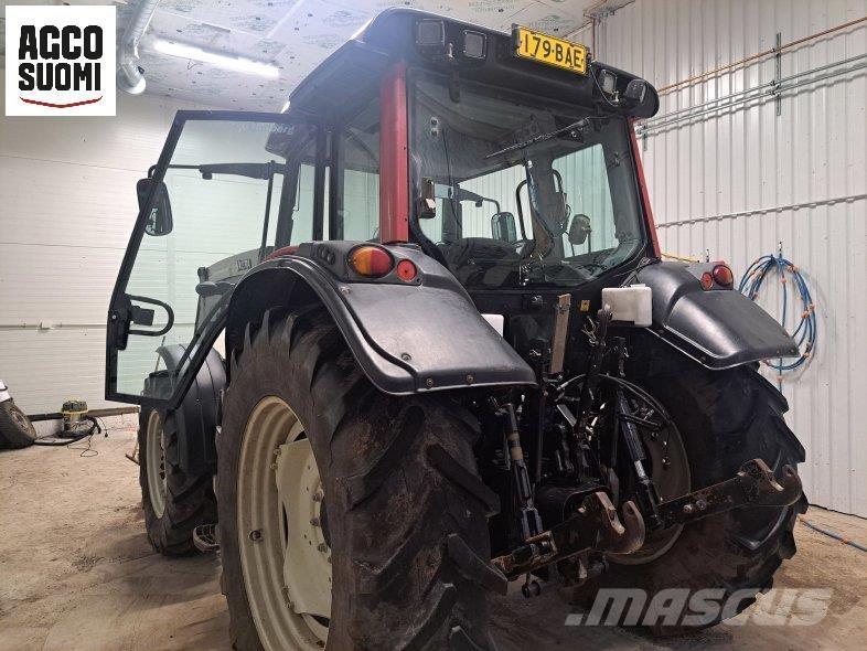 Valtra N141 HITECH Traktoriai