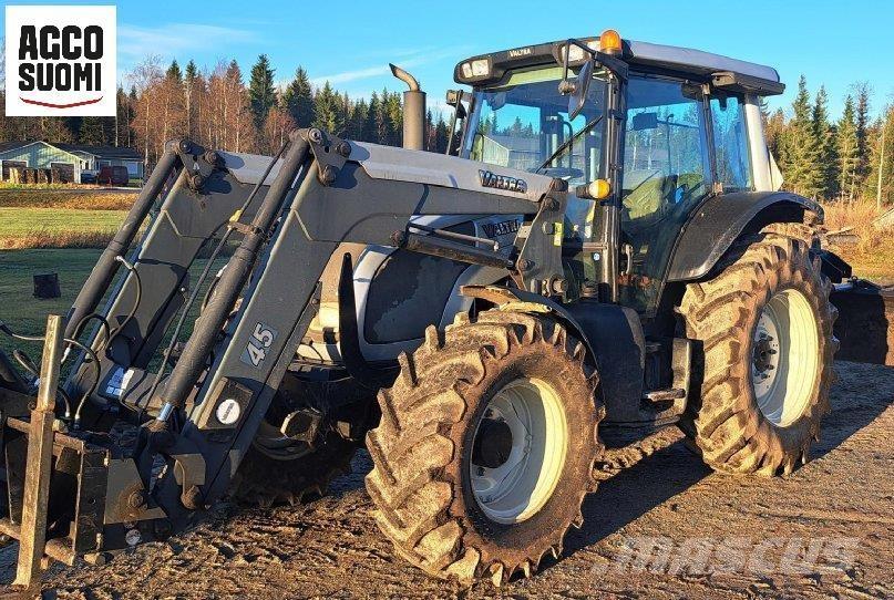 Valtra N92 Traktoriai
