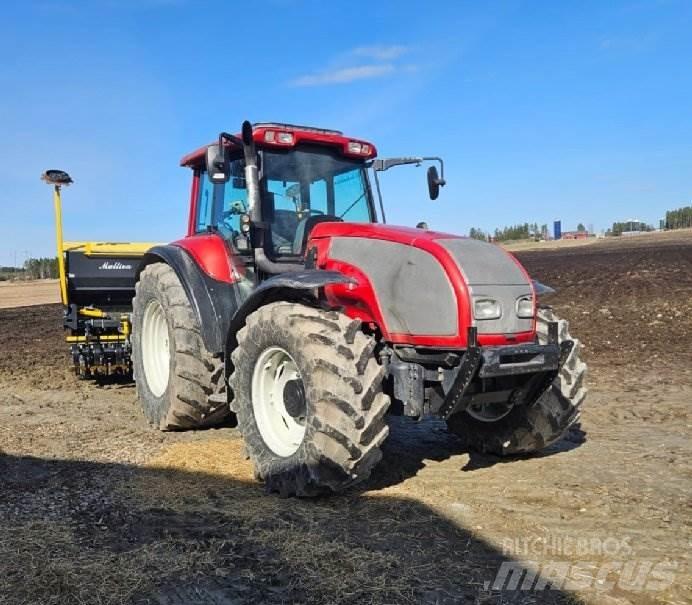Valtra T180 Traktoriai