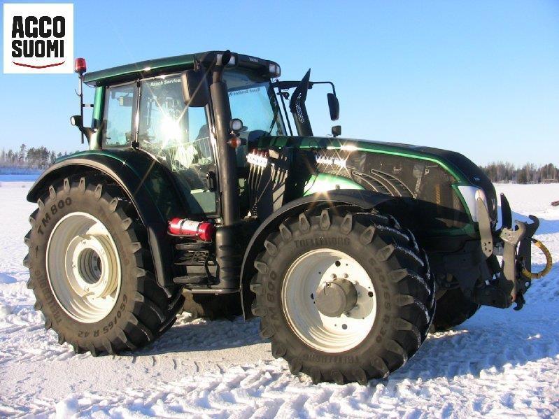 Valtra T203D FL Traktoriai