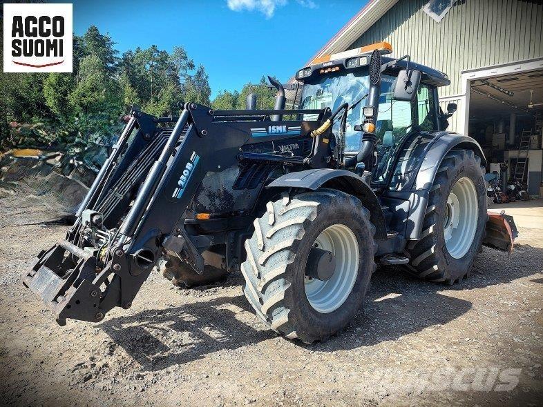 Valtra T213 VERSU Traktoriai