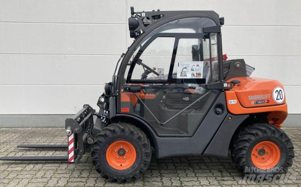 Ausa T 144 H X4 Teleskopiniai krautuvai