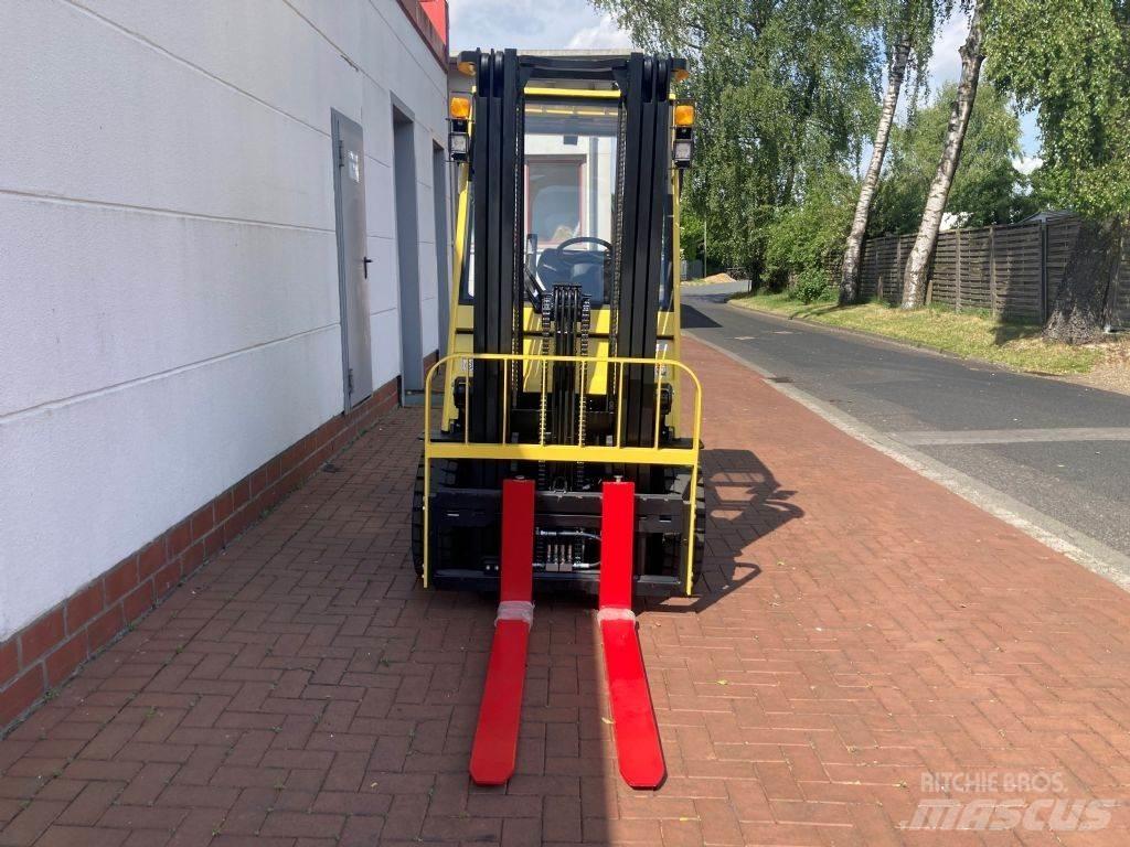 Hyster J 2.0 UT Elektriniai šakiniai krautuvai
