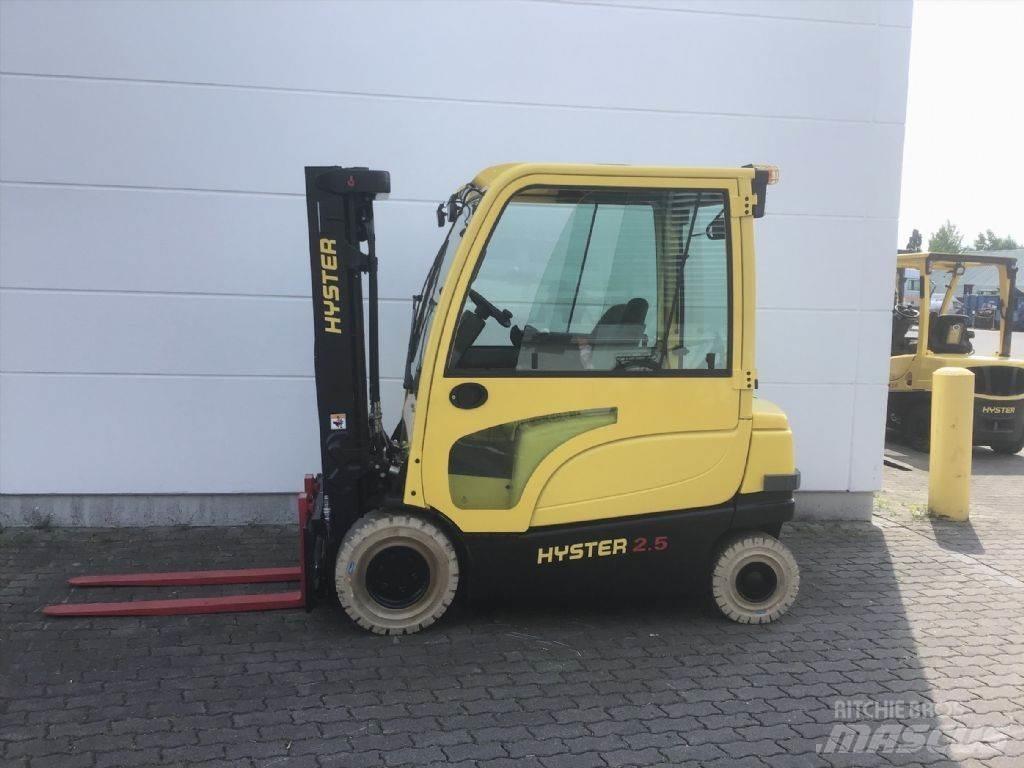 Hyster J 2.5 XN Elektriniai šakiniai krautuvai