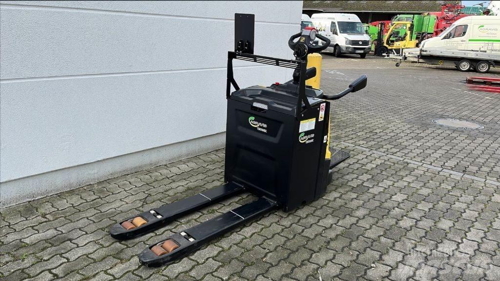 Hyster P 2.0 S Mažų aukščių keltuvai