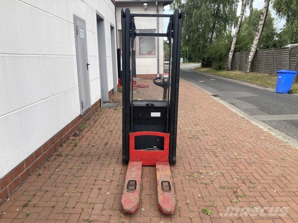 Hyster S 1.0 Rankiniai vėžimėliai