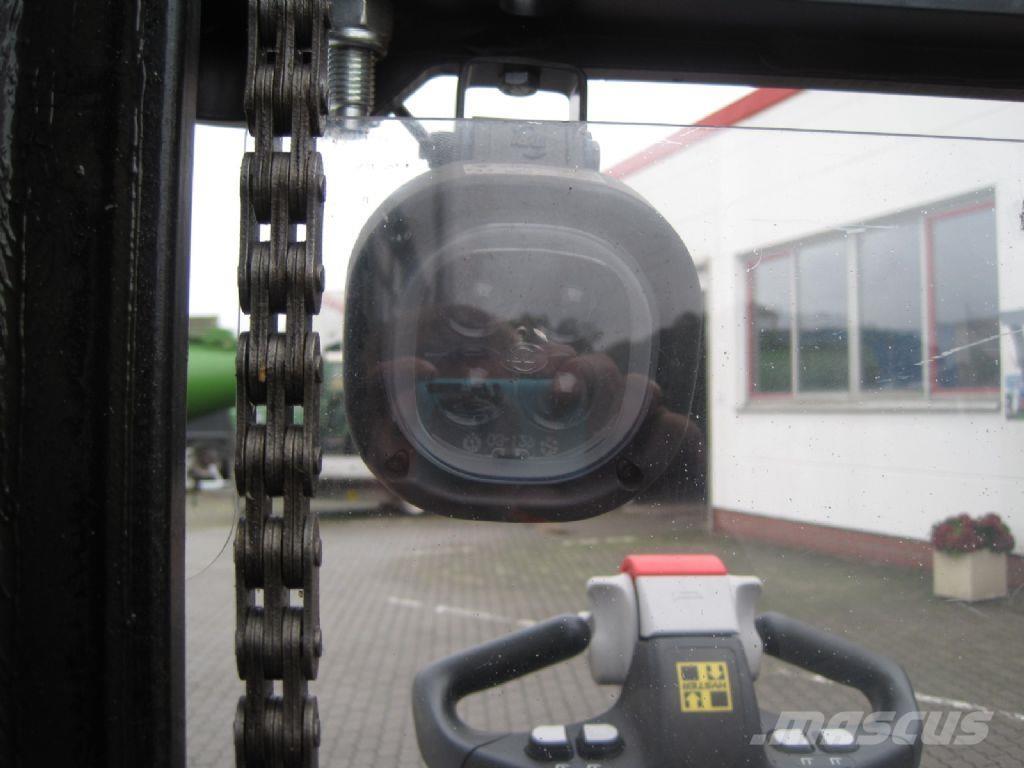 Hyster S 1.5S Rankiniai vėžimėliai