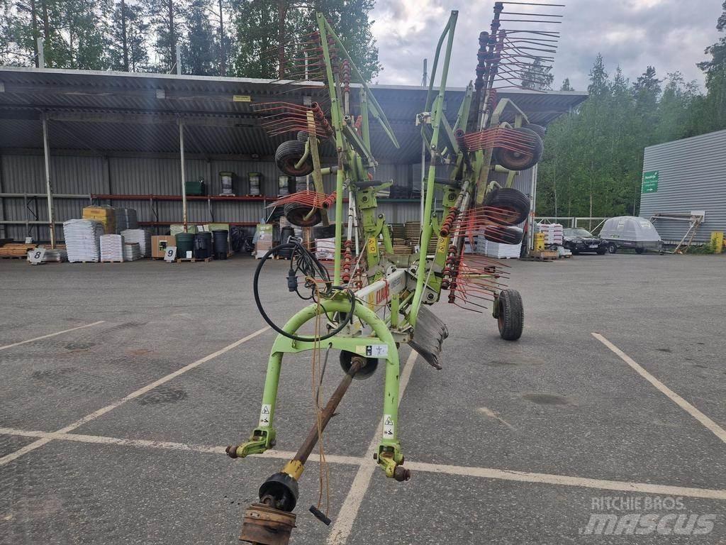 CLAAS 680 Šieno grėbliai ir vartytuvai