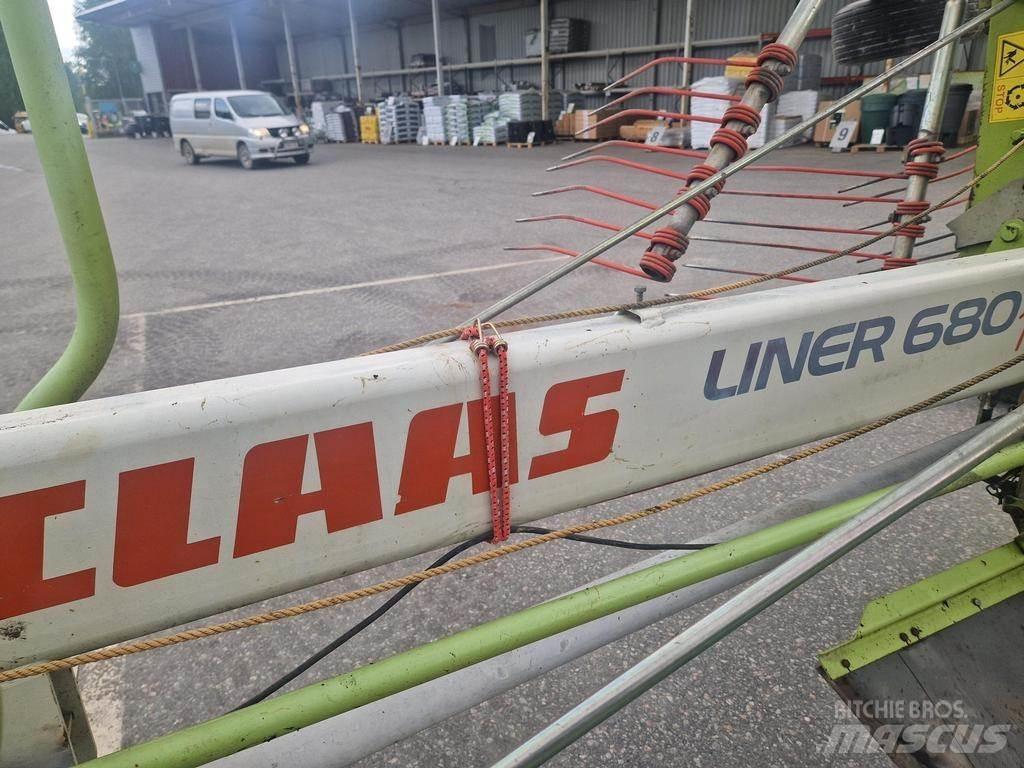 CLAAS 680 Šieno grėbliai ir vartytuvai