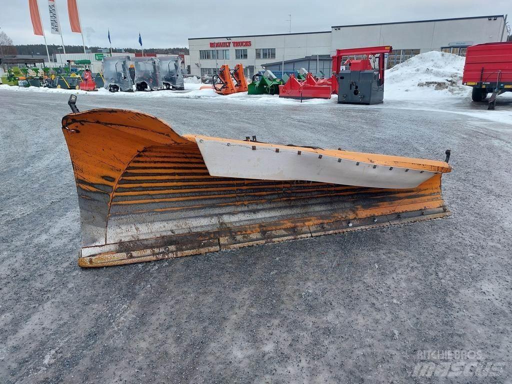 FMG AA380 Sniego peiliai ir valytuvai