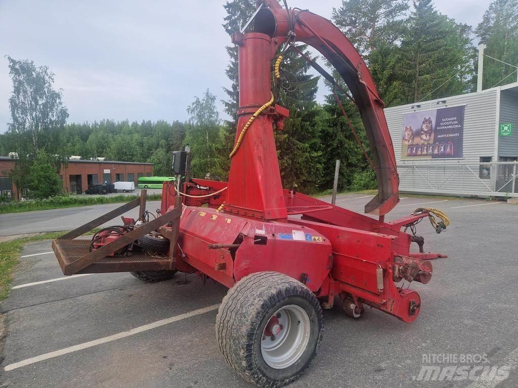 JF 1350 Pašarų kombainai