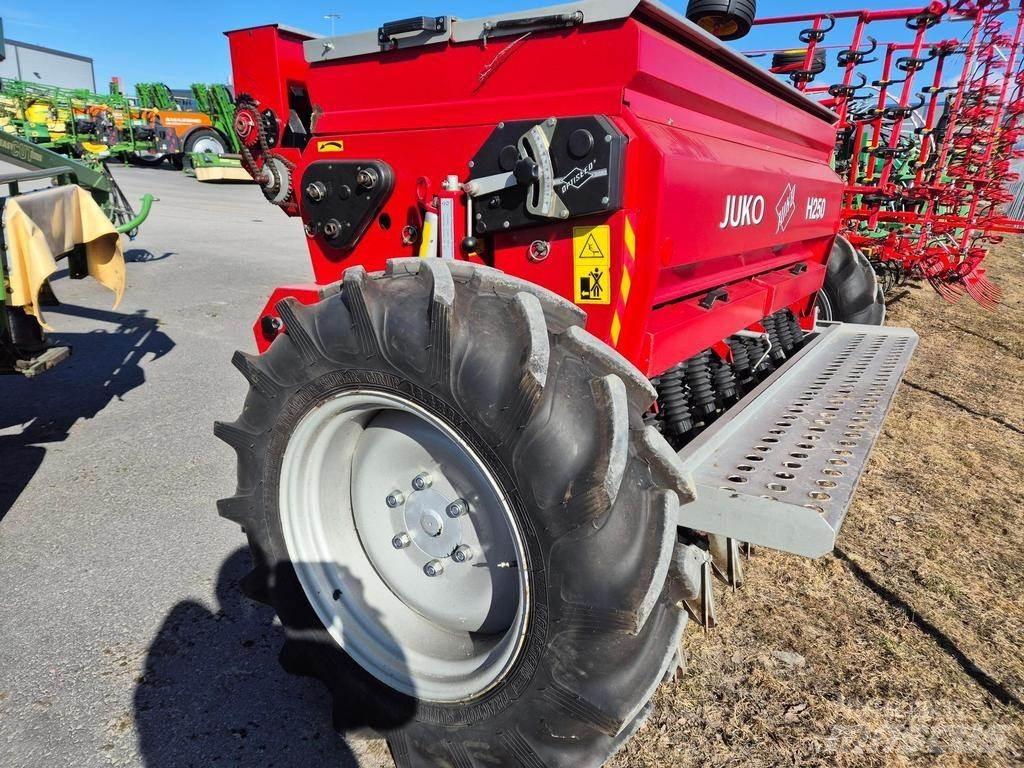 Juko H250 Sėjamieji kombainai