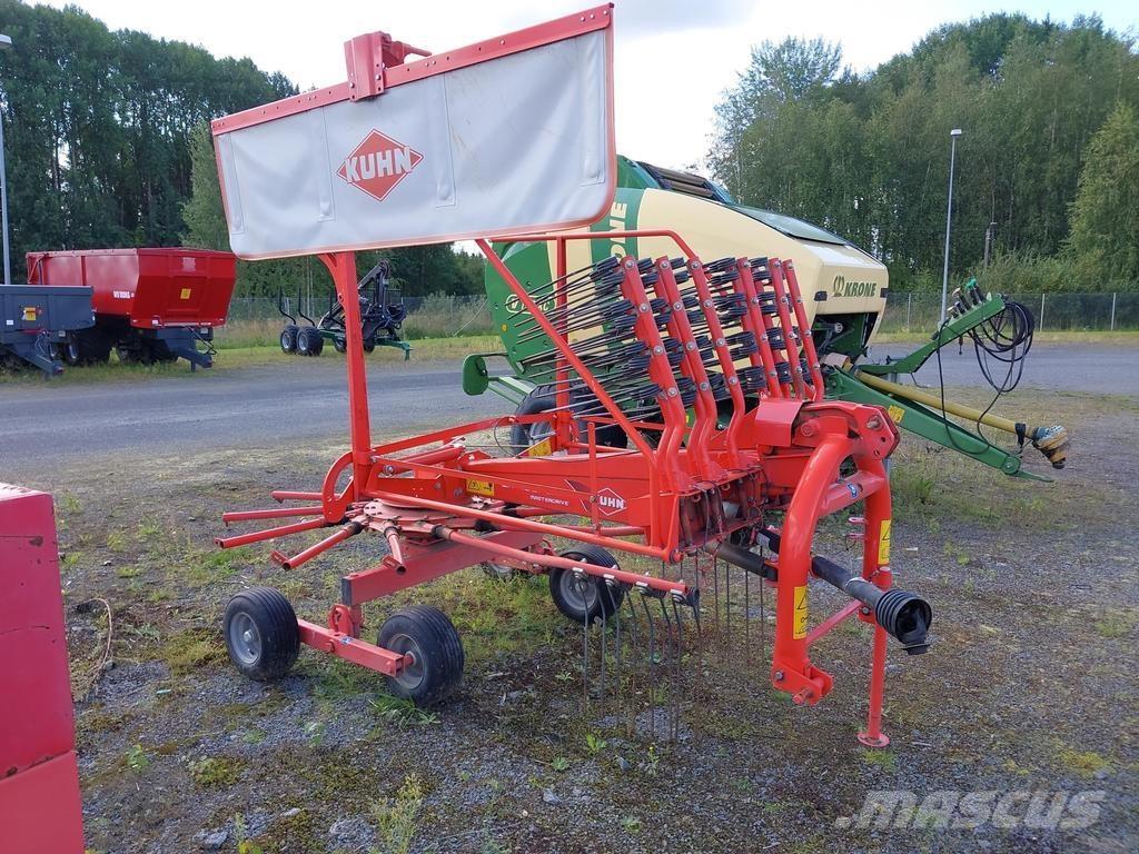 Kuhn 4321 Šieno grėbliai ir vartytuvai