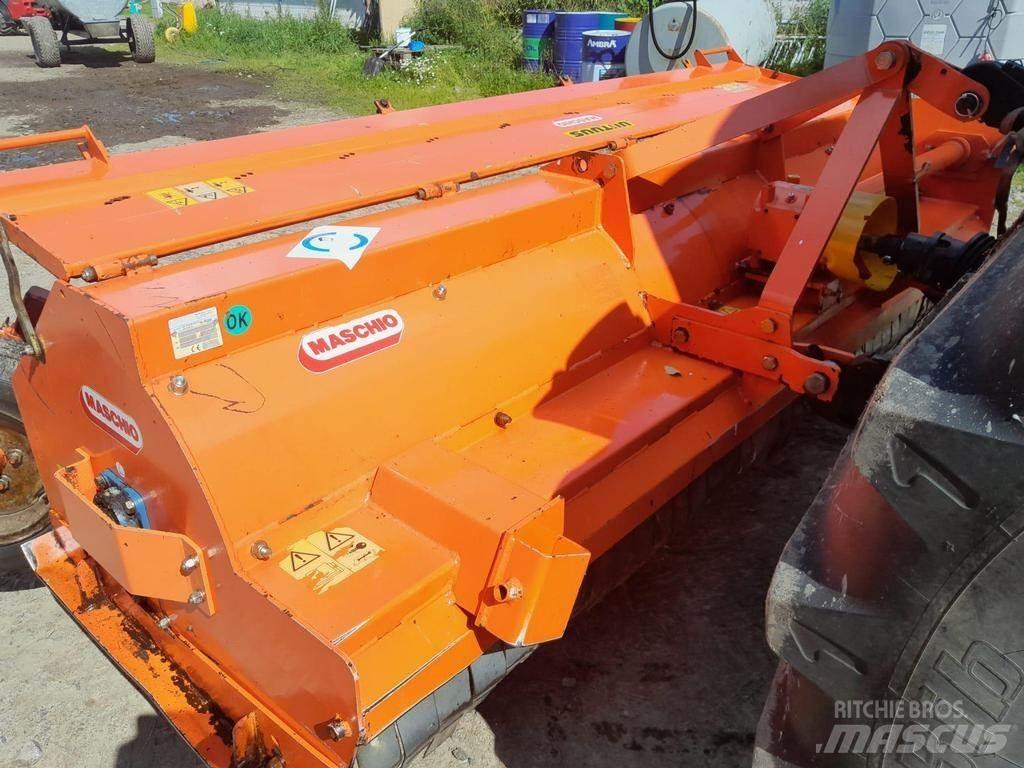 Maschio  Ganyklų šienapjovės / rėžtuvės