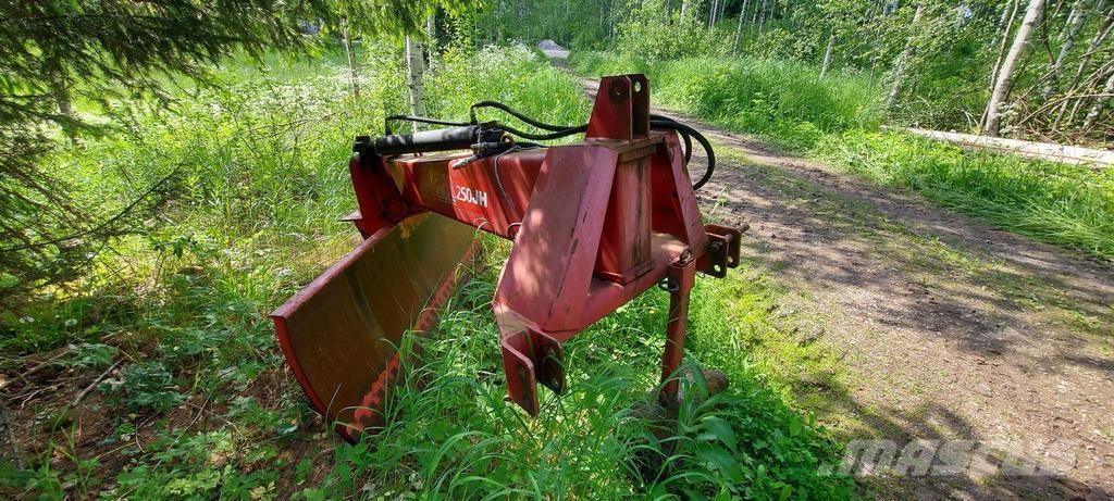 VM 250 Kelių valytuvai