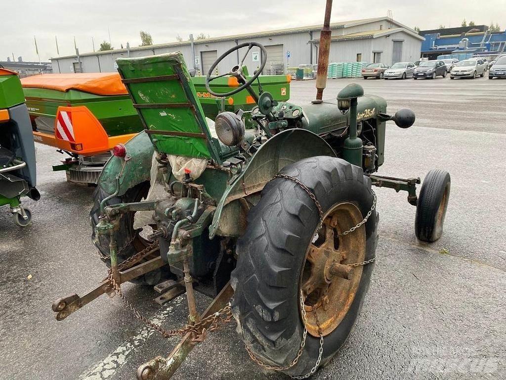 Zetor A25 Traktoriai