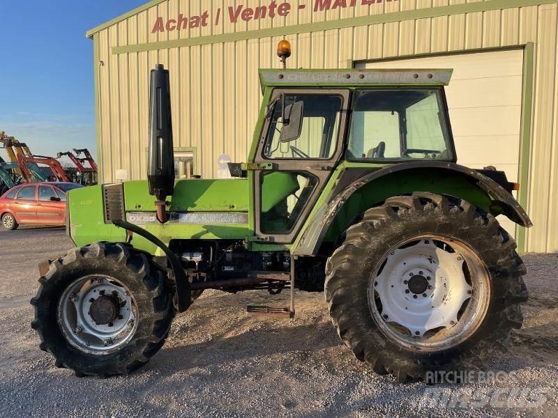 Deutz DX85 Traktoriai