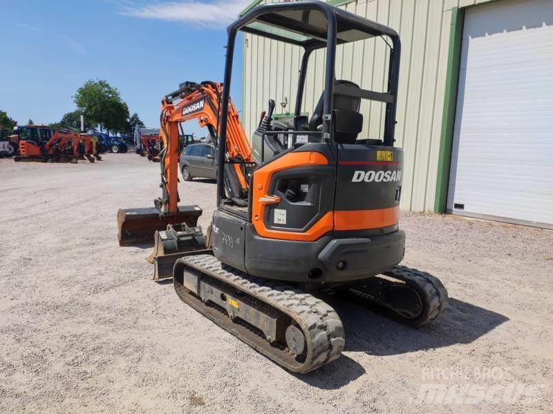 Doosan DX27Z Mini ekskavatoriai < 7 t