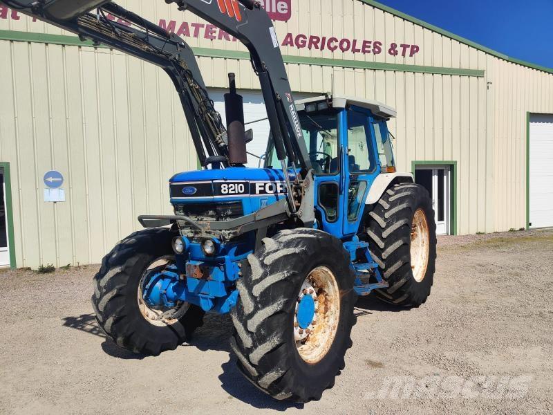 Ford 8210 Traktoriai