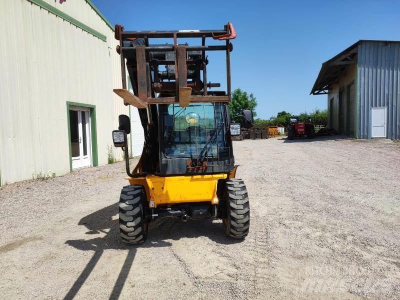 JCB 520-40 Teleskopiniai krautuvai