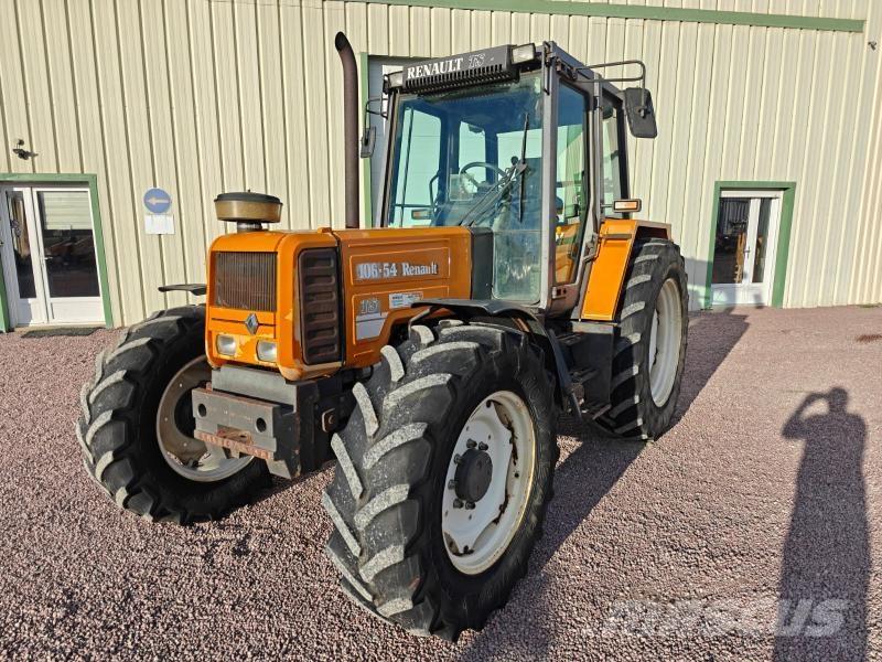 Renault 106-54 Traktoriai