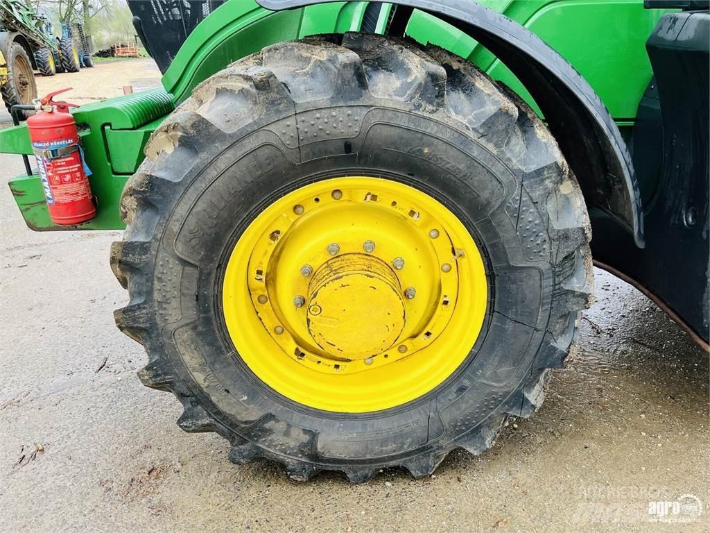 John Deere 6155M Traktoriai