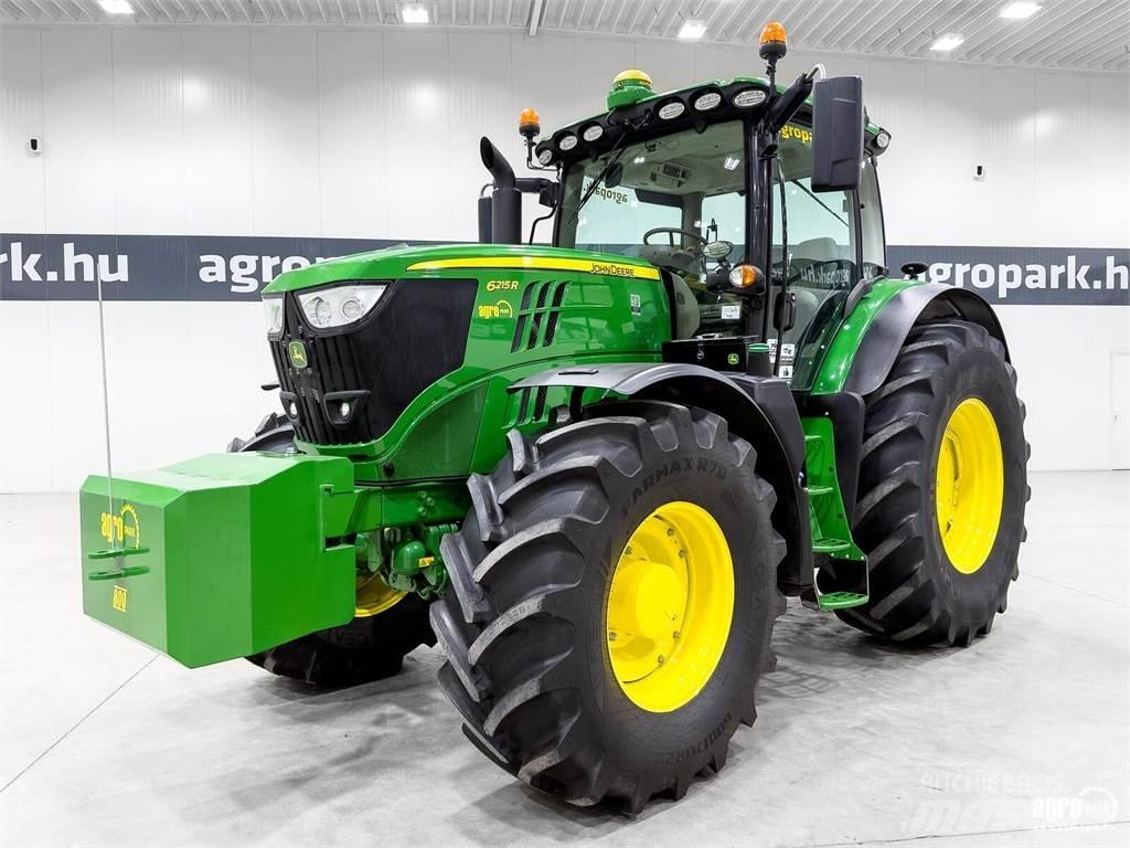 John Deere 6215R Traktoriai