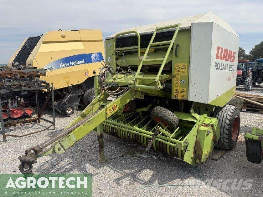 CLAAS Rollant 250 RC Ritinių presai