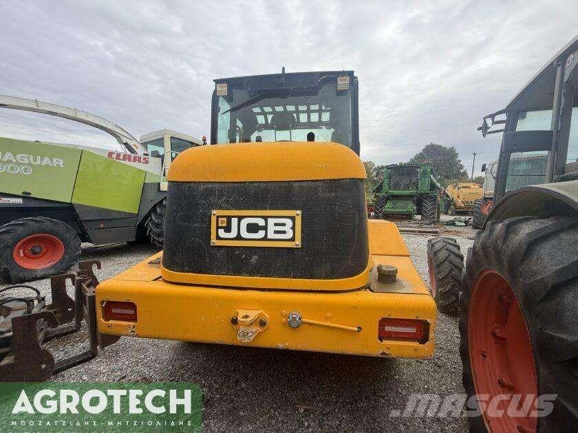 JCB TM 300 Traktoriai