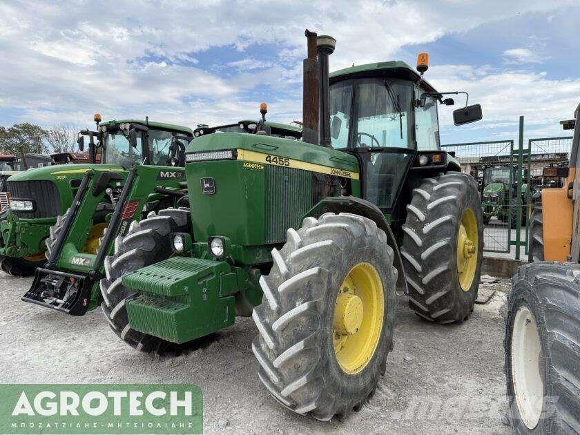 John Deere 4455 Traktoriai