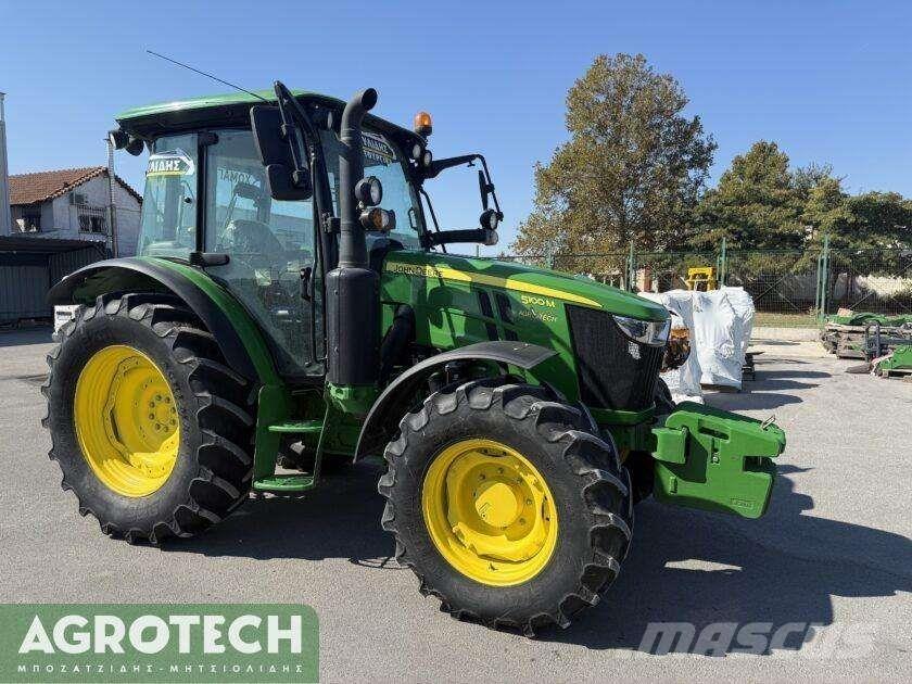 John Deere 5100M Traktoriai