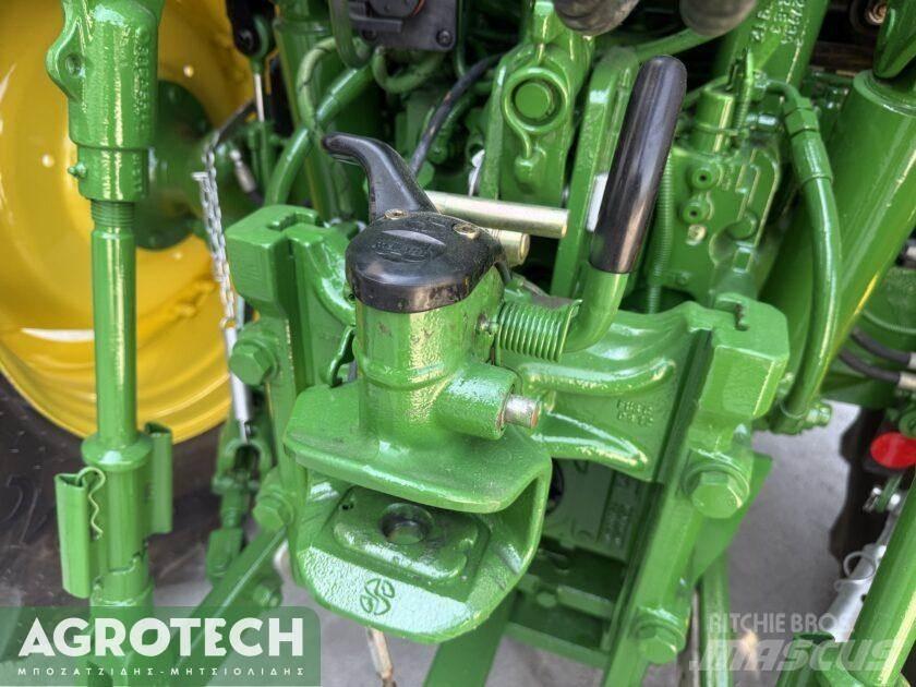 John Deere 6125R Traktoriai