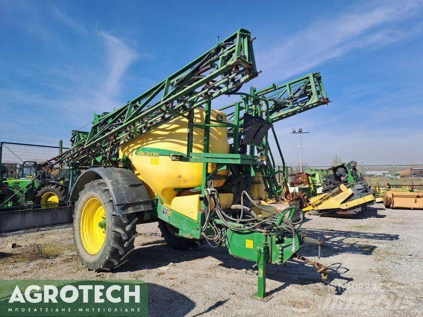 John Deere 840i Traktoriai