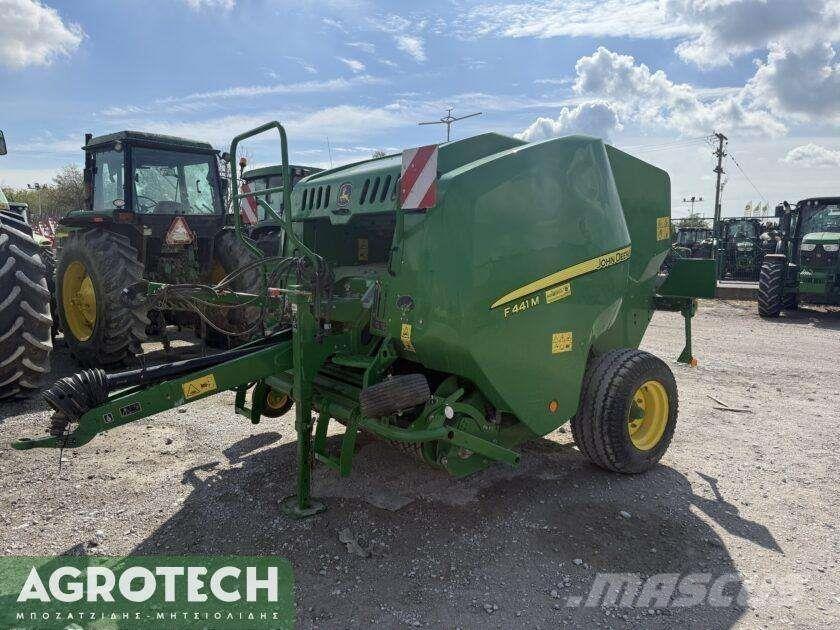 John Deere F441M Ritinių presai
