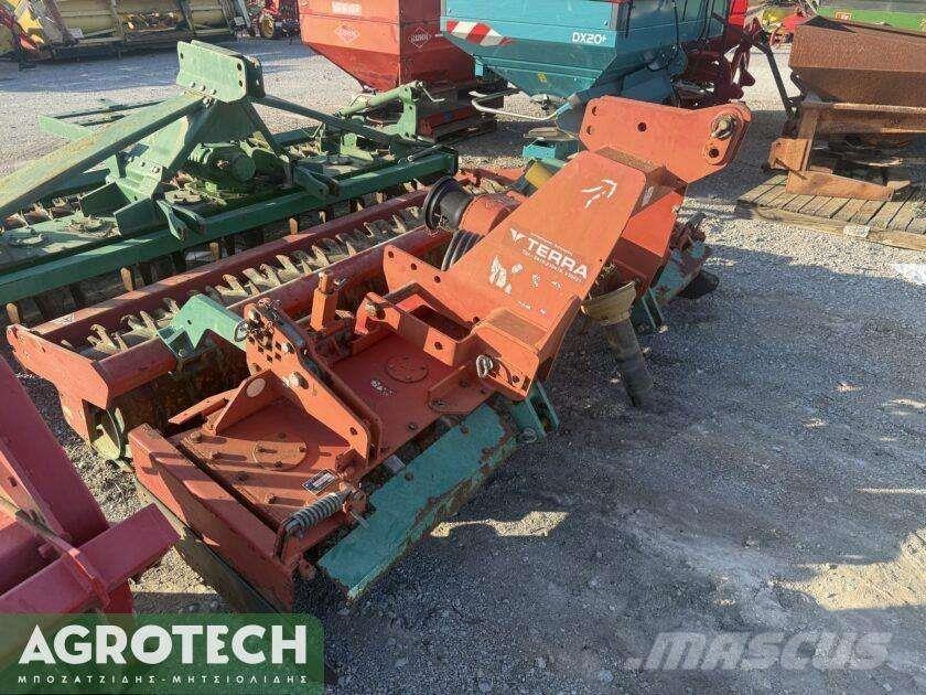 Kverneland NGM 251 Traktoriai