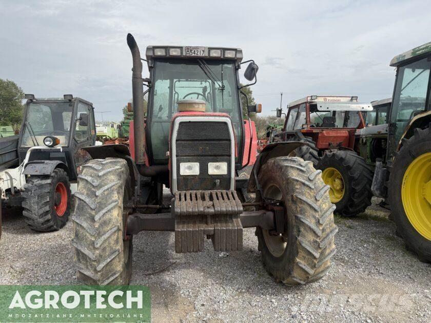Massey Ferguson 6170 Traktoriai