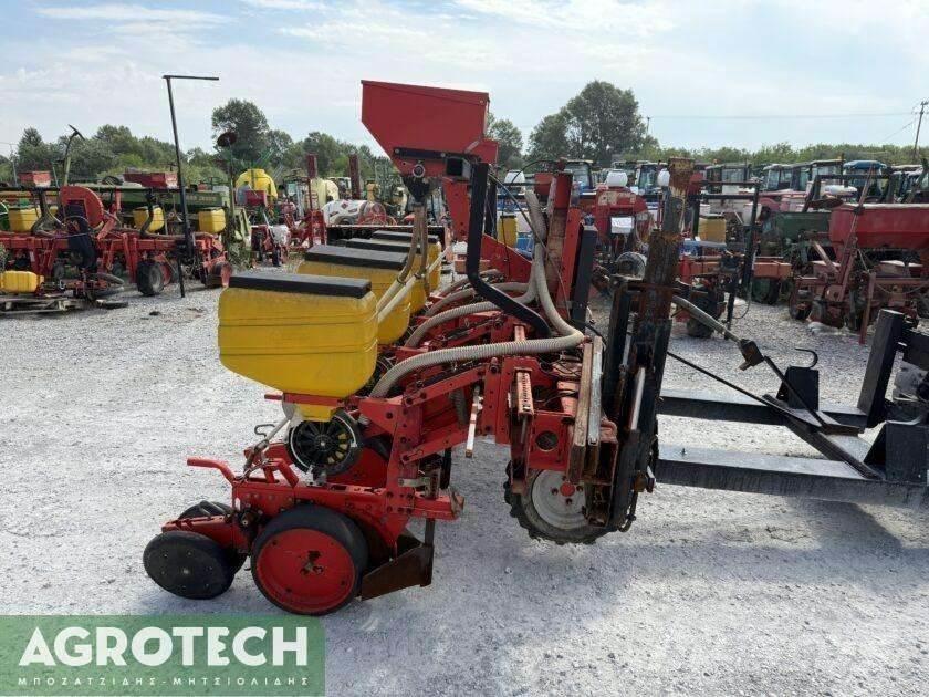 MaterMacc MS 8100 Traktoriai