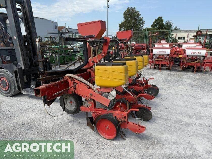 MaterMacc MS 8100 Traktoriai