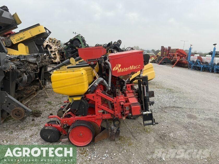 MaterMacc MS 8200 Traktoriai
