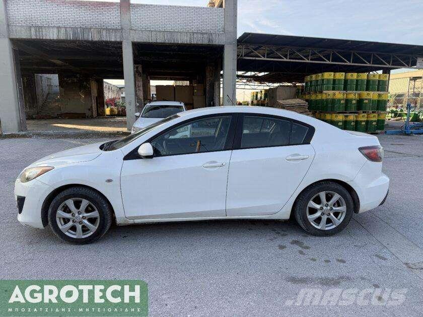 Mazda 3 Lengvieji automobiliai