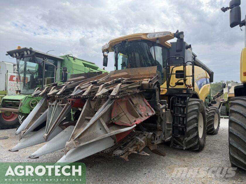 New Holland CX 8070 Traktoriai