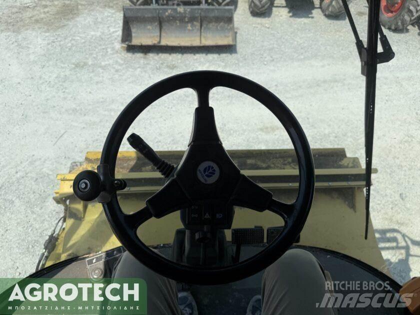 New Holland TX 68 Traktoriai