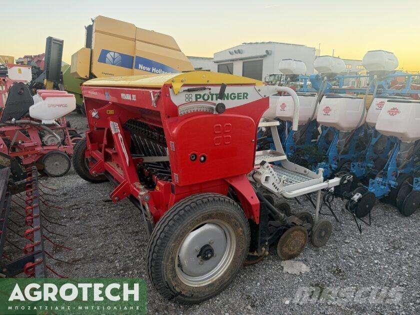 Pöttinger  Traktoriai